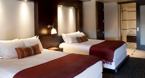 豪华酒店客房 / Signature Hotel Room